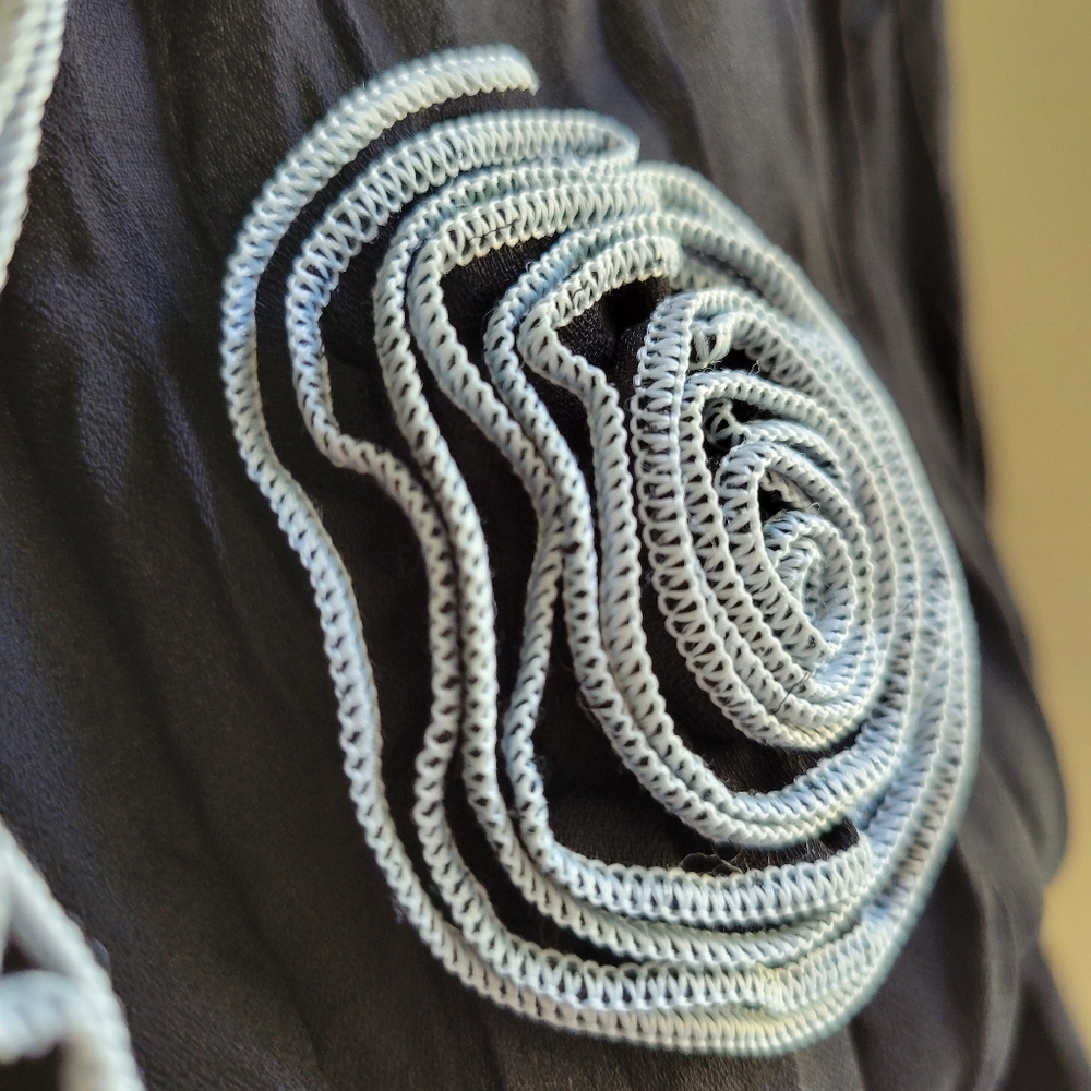 Black Jacket - Picture 4 of 6